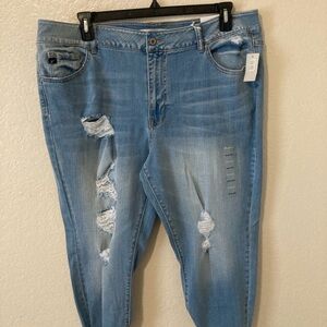 KanCan Blue Ankle Cropped Distressed Jeans